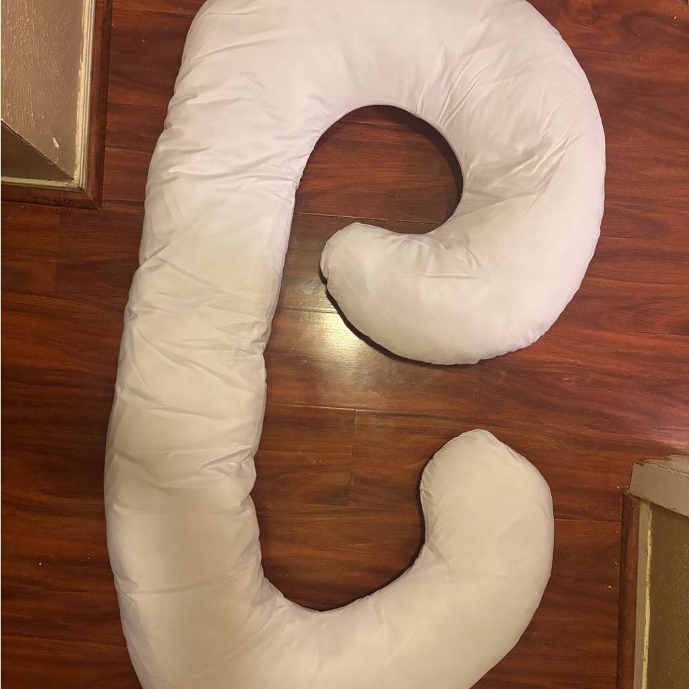 White U-Shaped Body Pillow